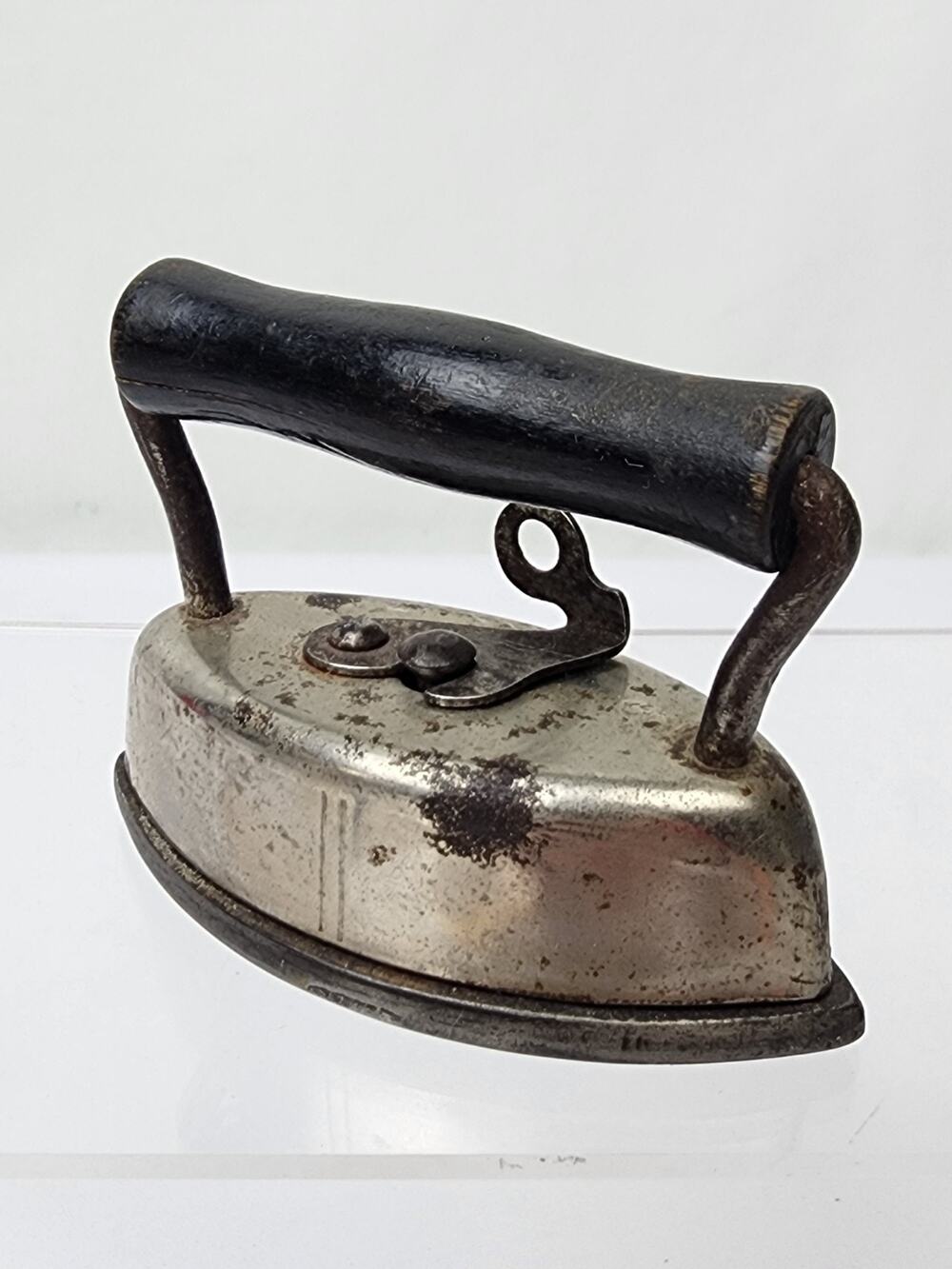 Dover USA 2 Piece 3" Sad Iron 602 Antique Metal Iron w/ Black Wood Handle 10oz